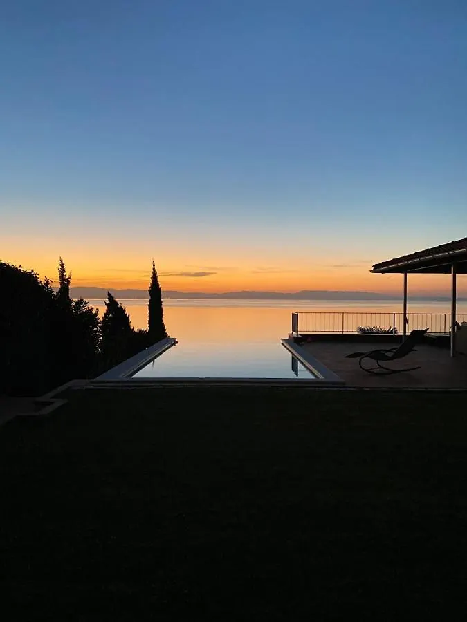 Villa Lovran, heated pool&incredible sea view